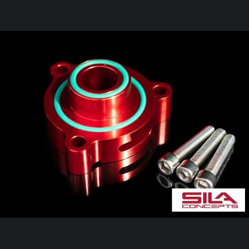 FIAT 500L Blow Off Adaptor Plate - SILA Concepts - Red - 1.4L Multi Air Turbo 